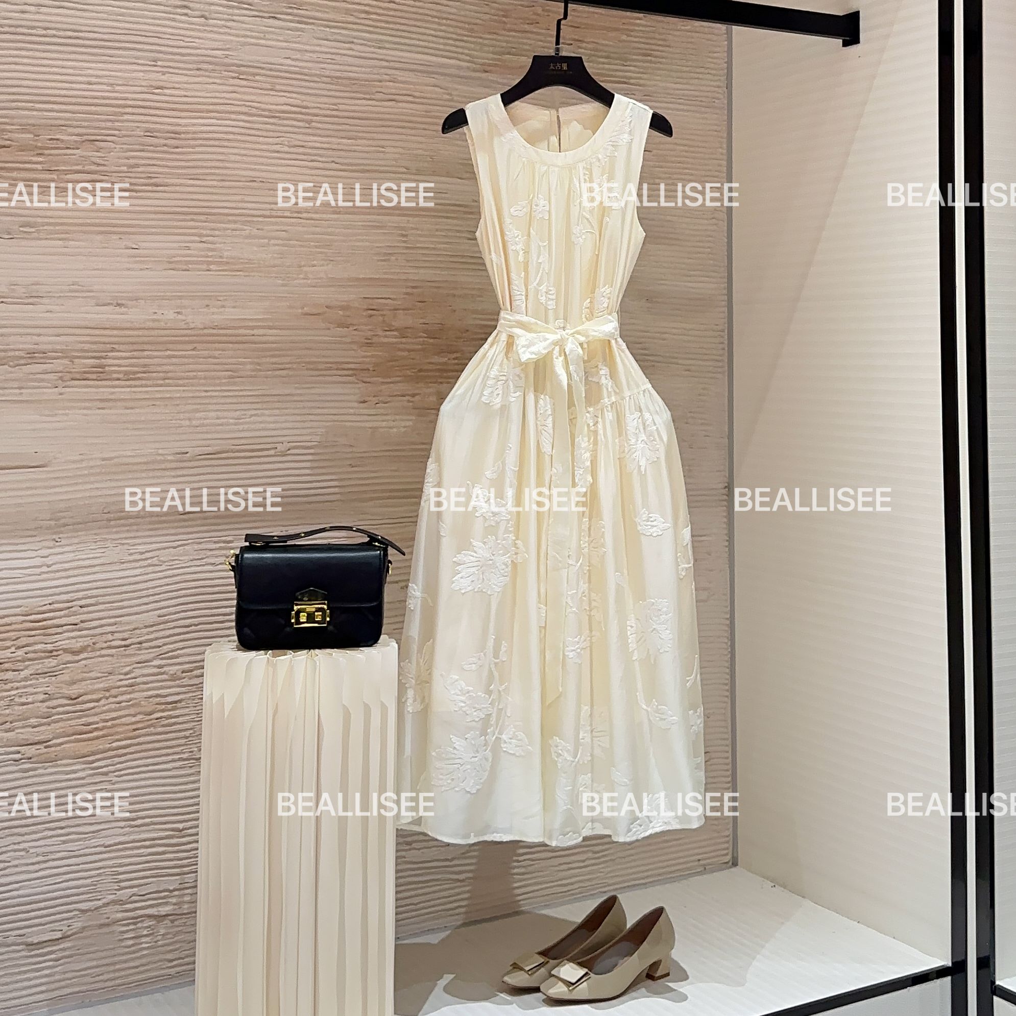 【宠粉价】夏季新款无袖显瘦国风时尚气质宽松连衣裙W-A722