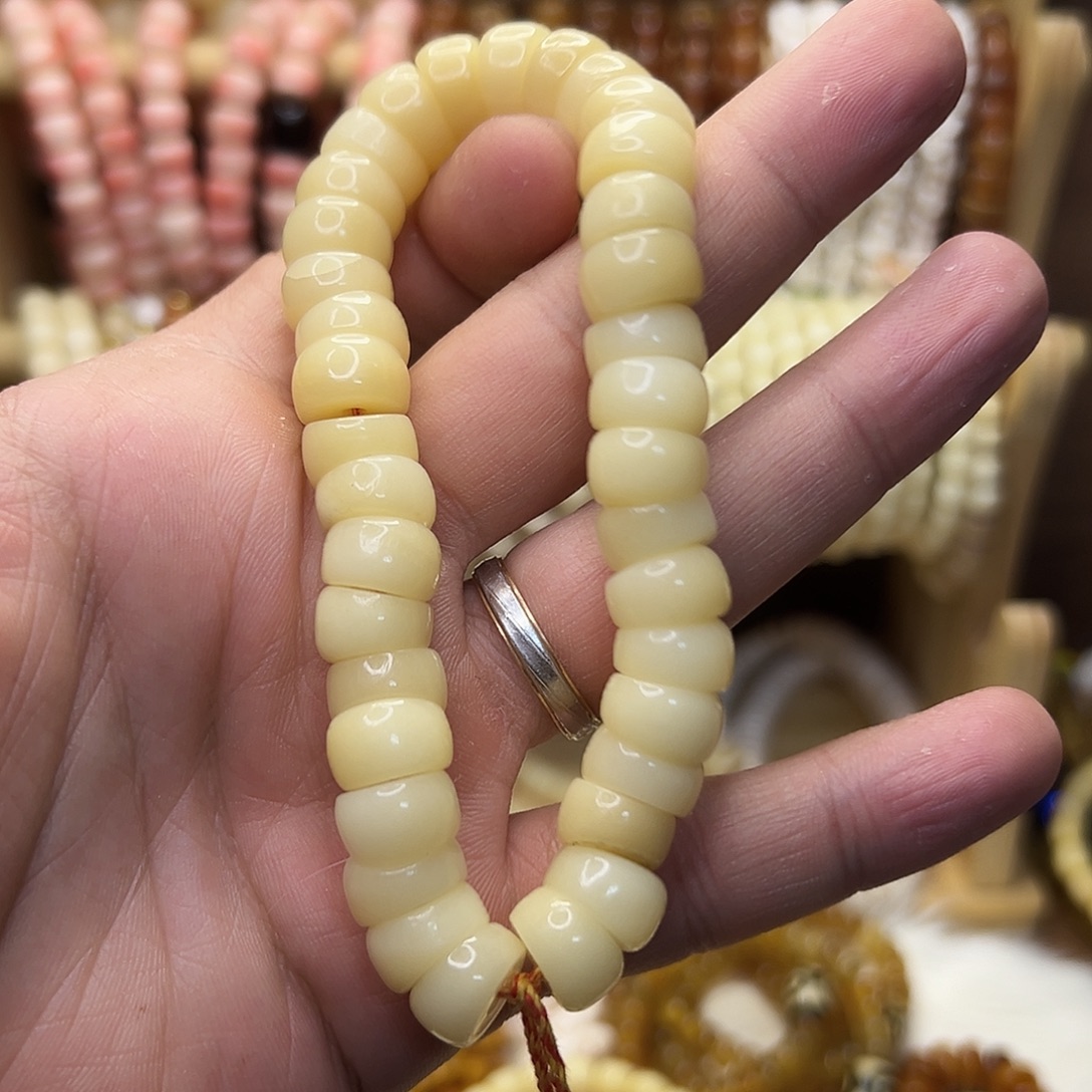 桃核吊坠1.2驼骨大肠