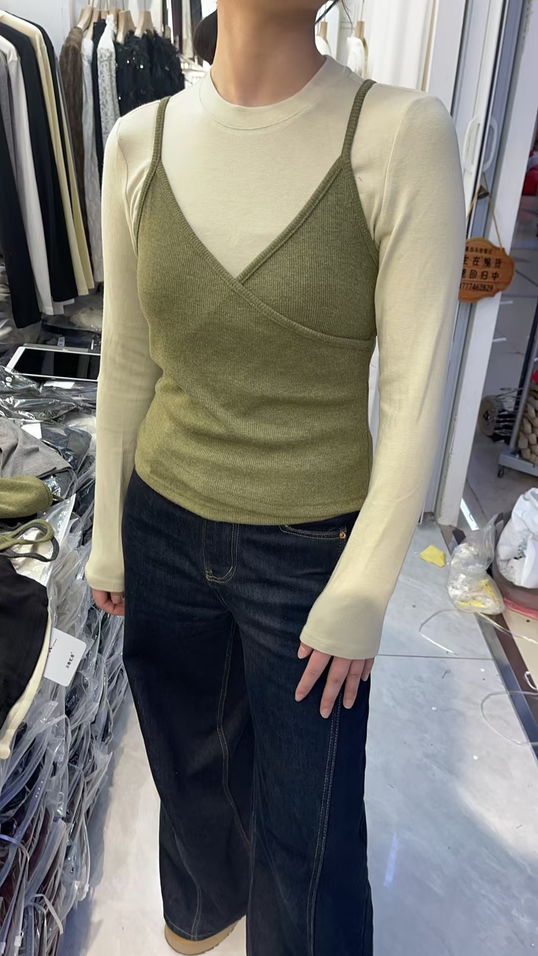 8071#高端欧货春季新款宽松设计感吊带背心圆领长袖t恤上衣两件套