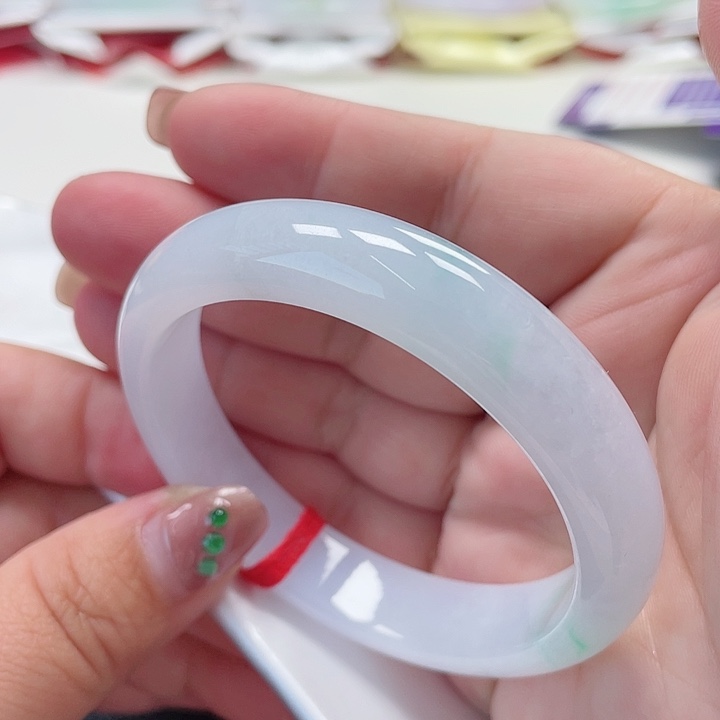 翡翠手镯未镶嵌缅甸翡翠手镯56圈