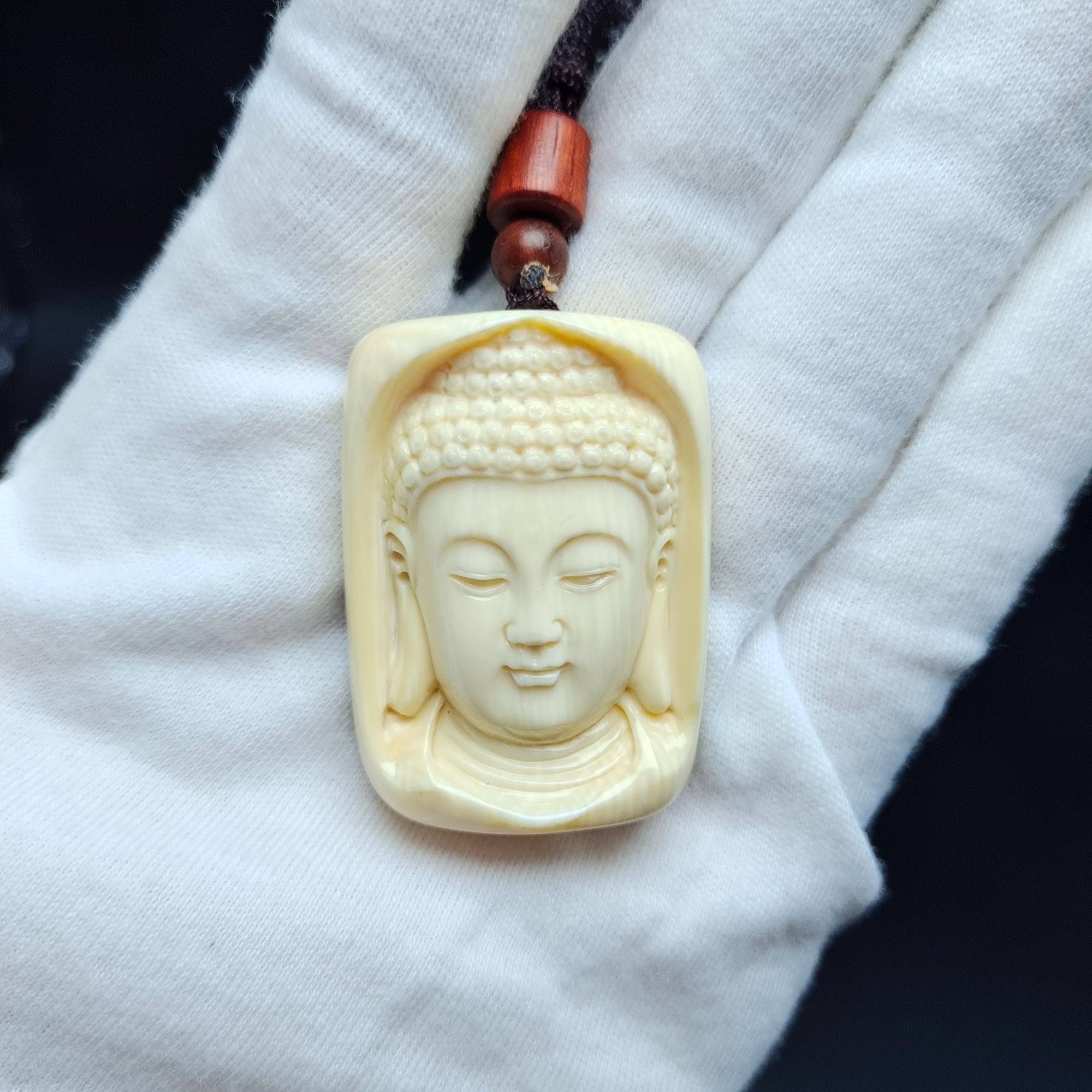 【猛犸兄弟】DD0056猛犸牙手工雕刻观音吊坠冰料猛犸牙雕刻件把件