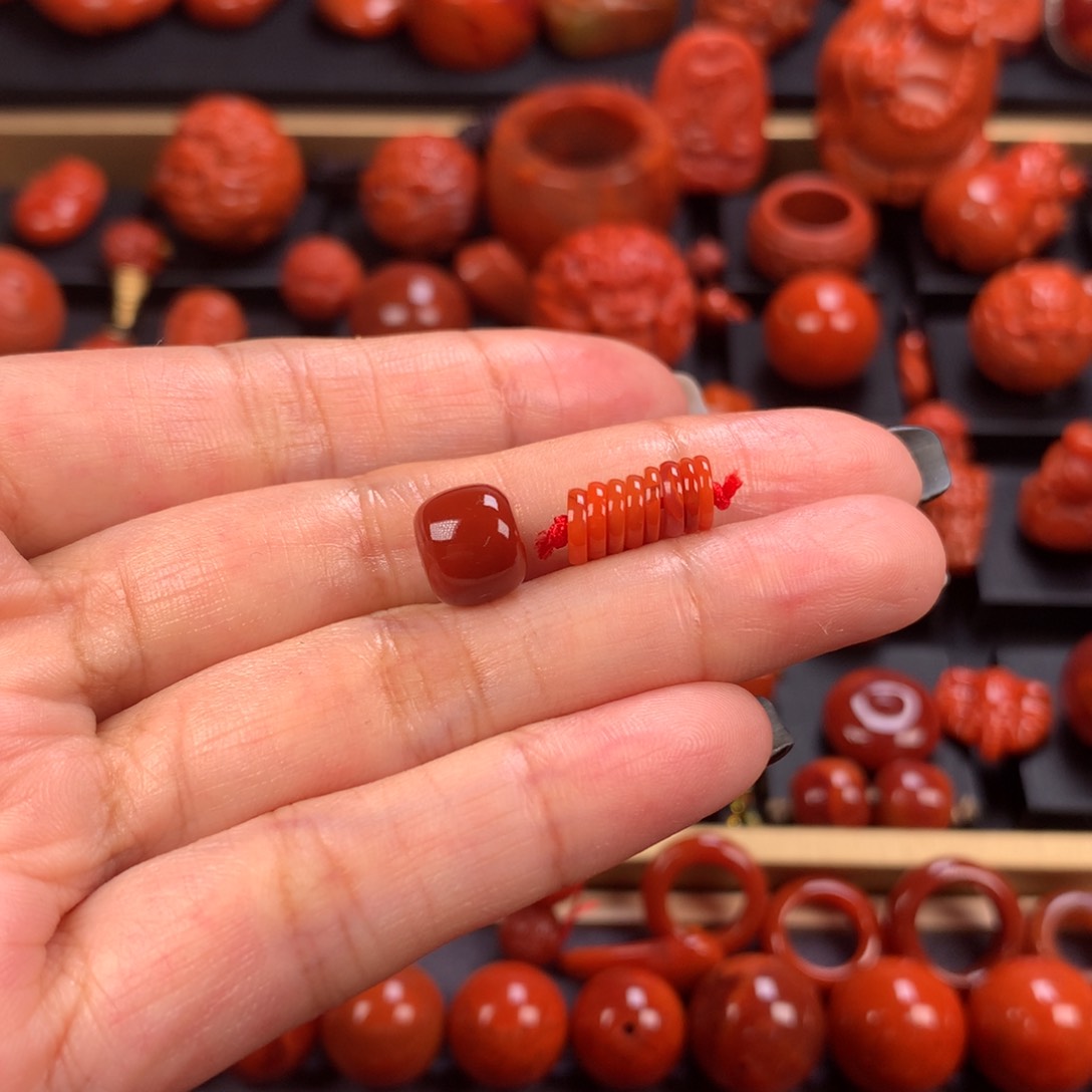 未镶嵌佩珠南红玛瑙