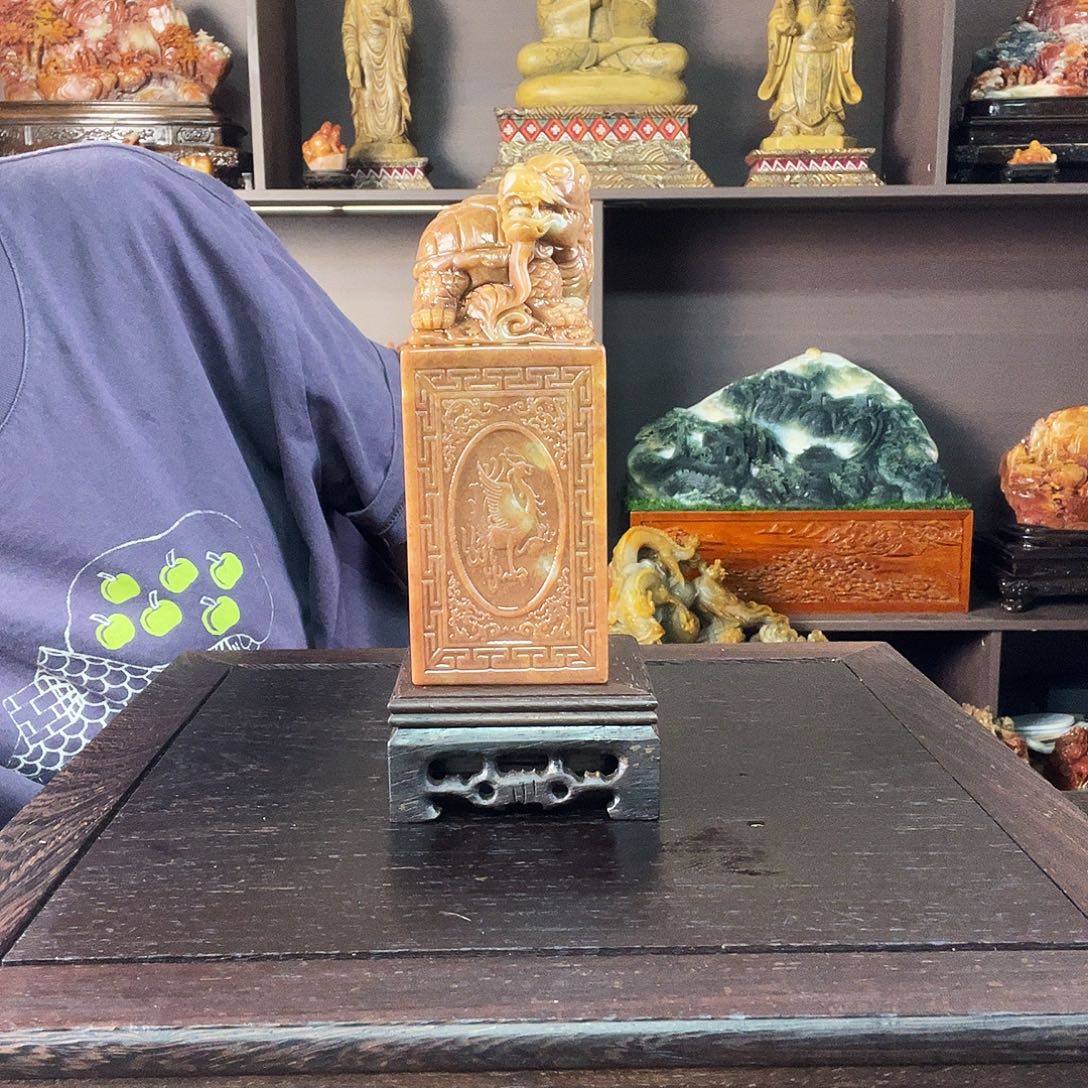 寿山石印石。。。。。。。。。。。。。