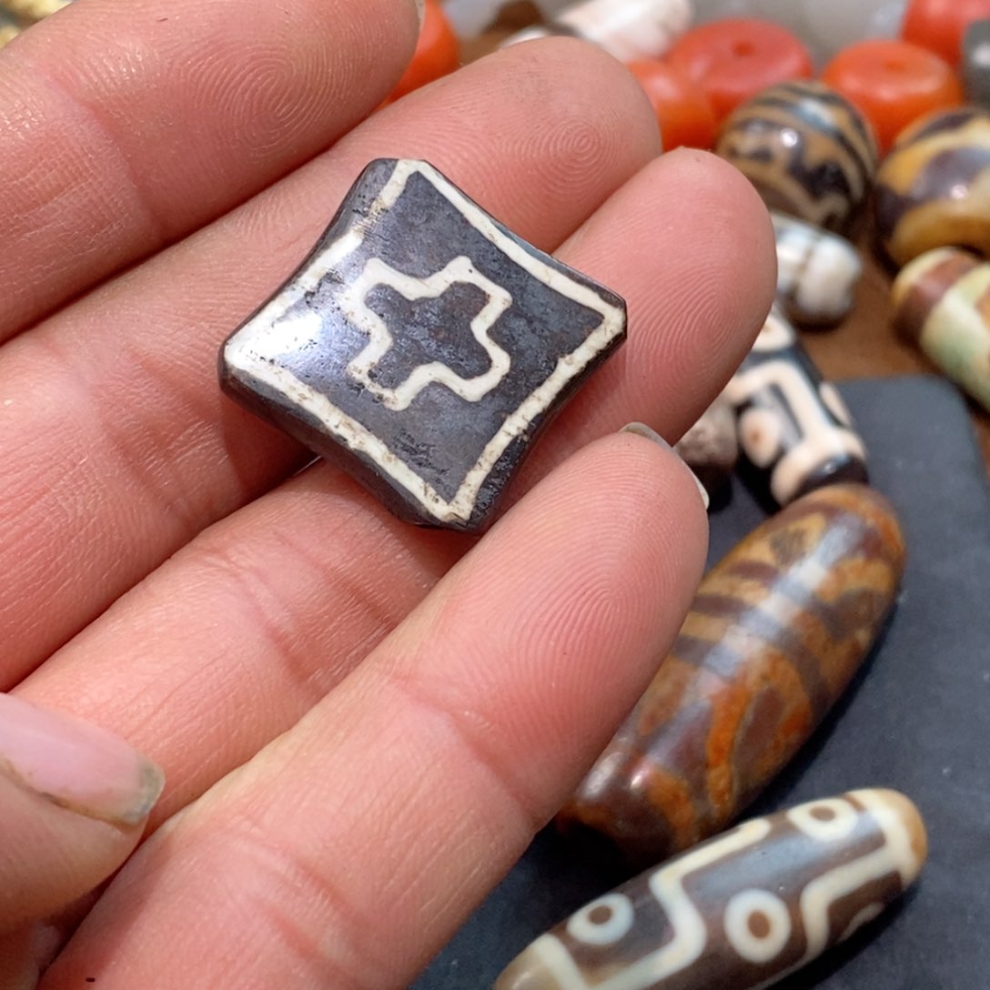 DIY琉璃珠子的形状和形状都