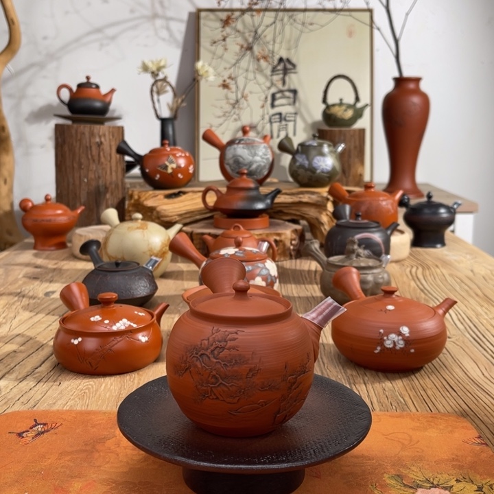 刘*常滑风月白道合作茶壶