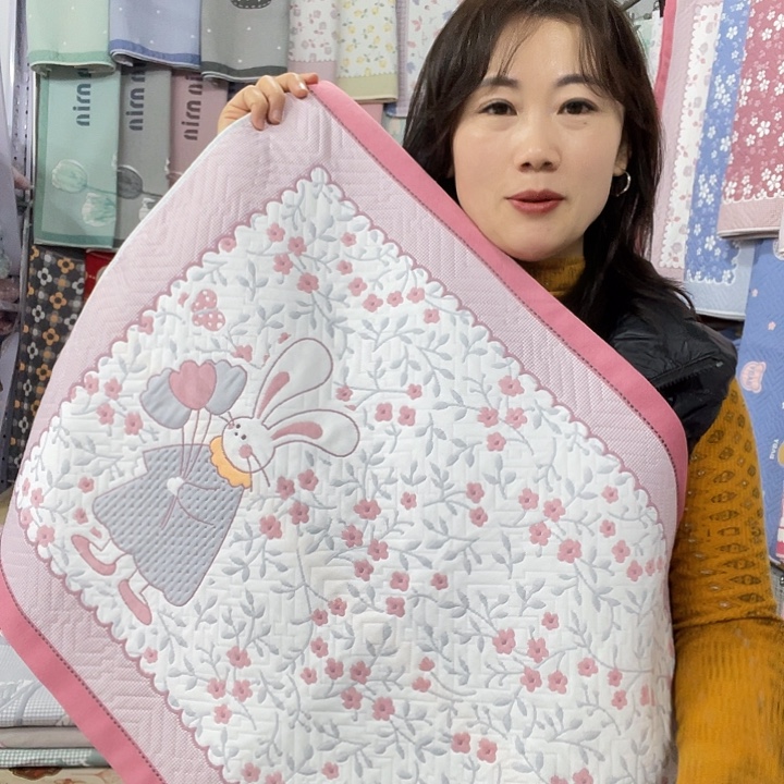 棉特价促销粉色花园兔