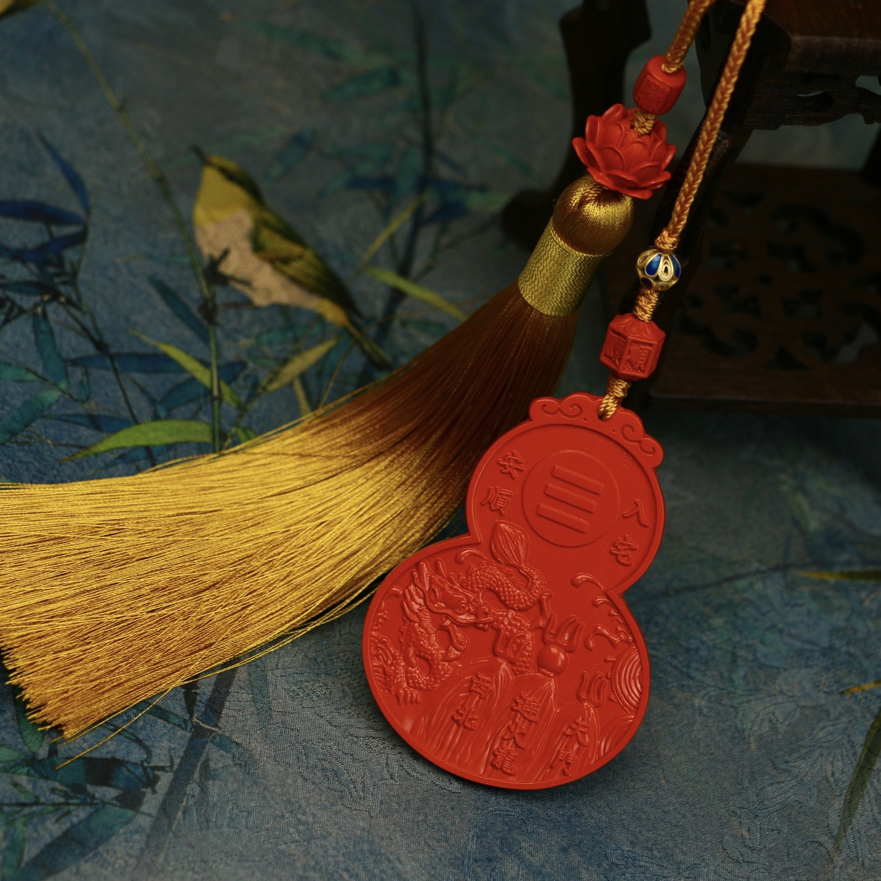 含辰砂工艺品高含量朱砂红砂避火厨房挂件