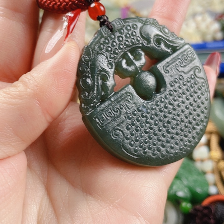 未镶嵌和田玉挂件