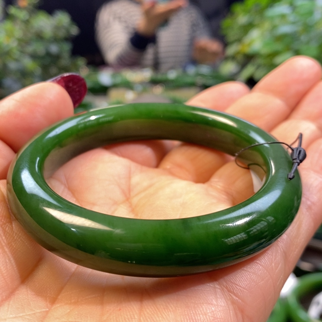 和田玉（碧玉）手镯未镶嵌