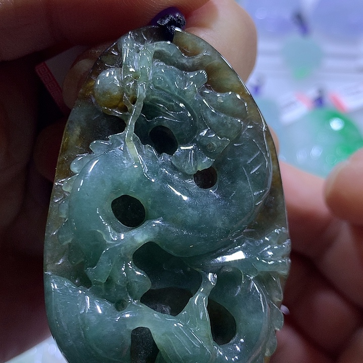 翡翠未镶嵌颈饰天然翡翠A货吊坠