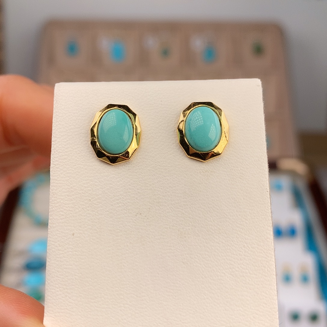 绿松石未镶嵌耳饰