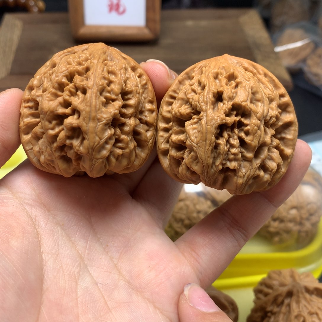 文玩核桃把件44粗筋