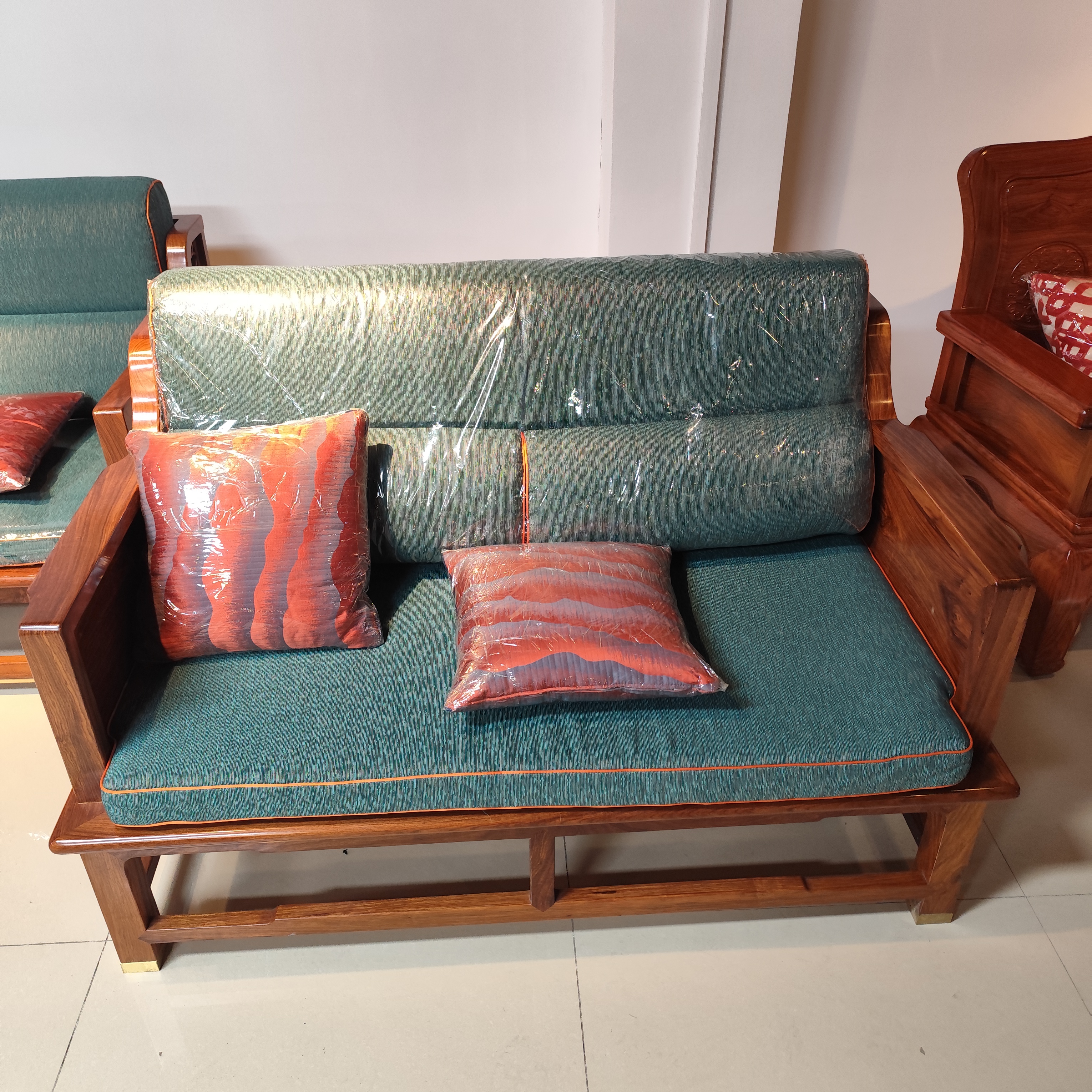 沙发双人位刺猬紫檀