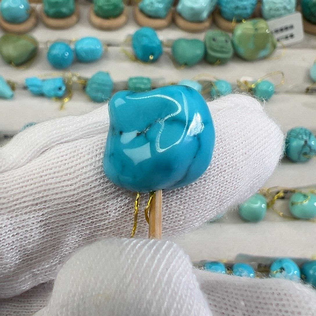 绿松石配饰未镶嵌