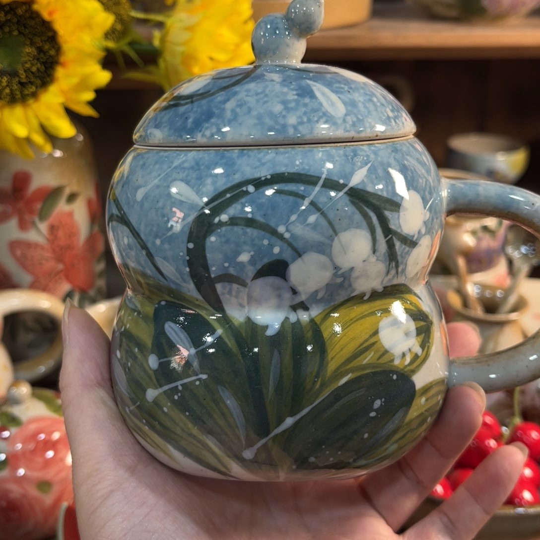 壶红红火火的时候看起来好