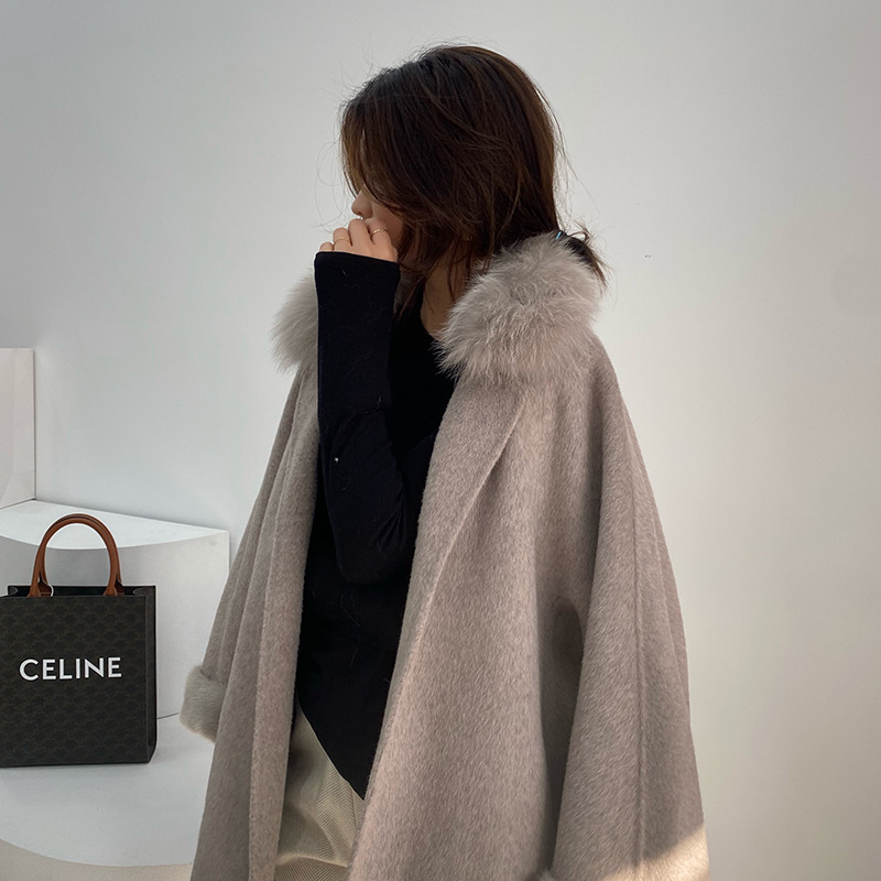 羊驼绒100%25新款宽松型羊驼绒大衣狐狸毛领中长款加厚纯色羊毛