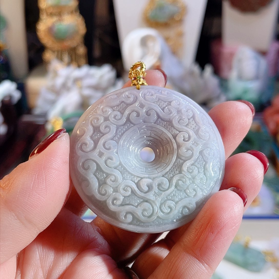 翡翠颈饰未镶嵌翡翠双面仿古纹大平安扣