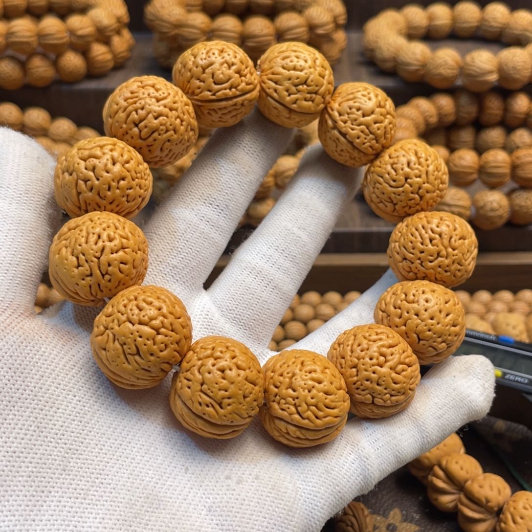 手串桃核骅*龙蛋精品