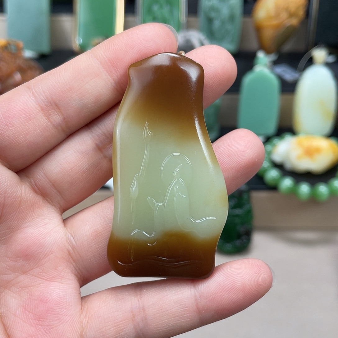 和田玉未镶嵌挂件