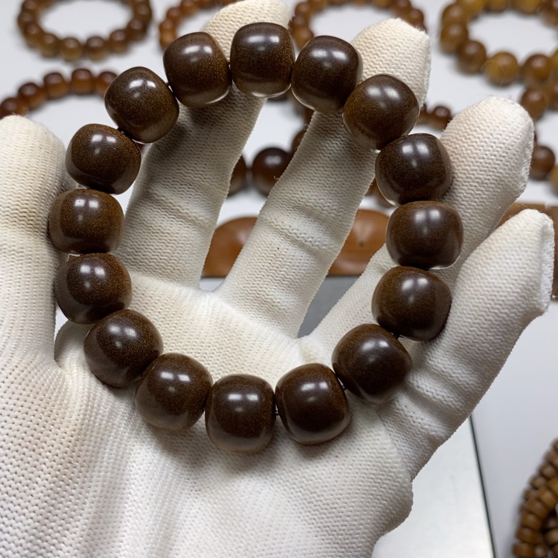 檀香木貓*老山檀香13.14沉水焦糖