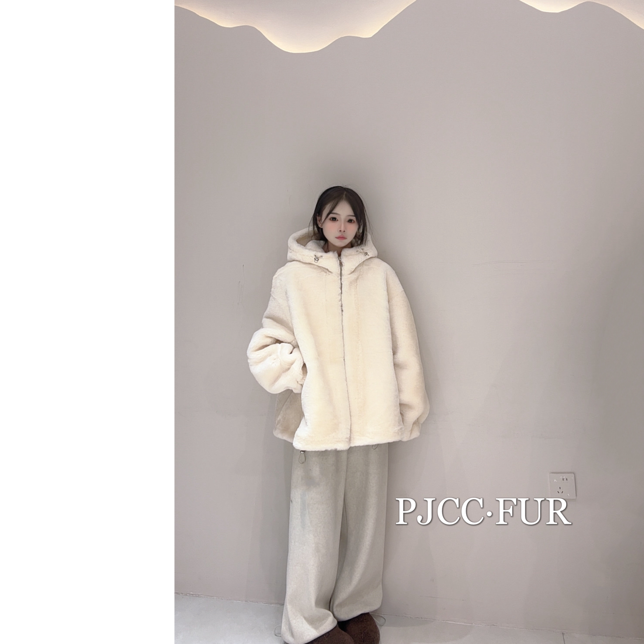 PJCC·FUR "暖绒派对"进口美利奴复古松弛连帽皮毛一体外套