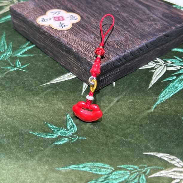 含辰砂工艺品高含量真朱砂水飞红砂事事如意手机挂 355