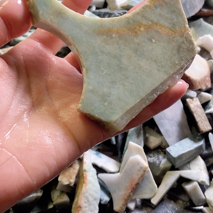 翡翠颈饰未镶嵌天然翡翠