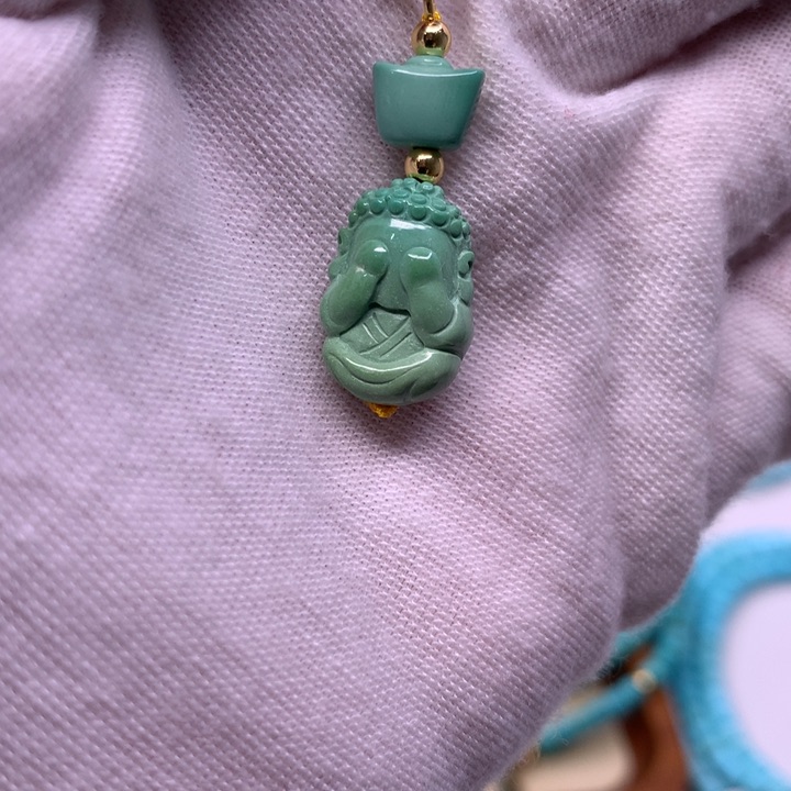 绿松石配饰未镶嵌