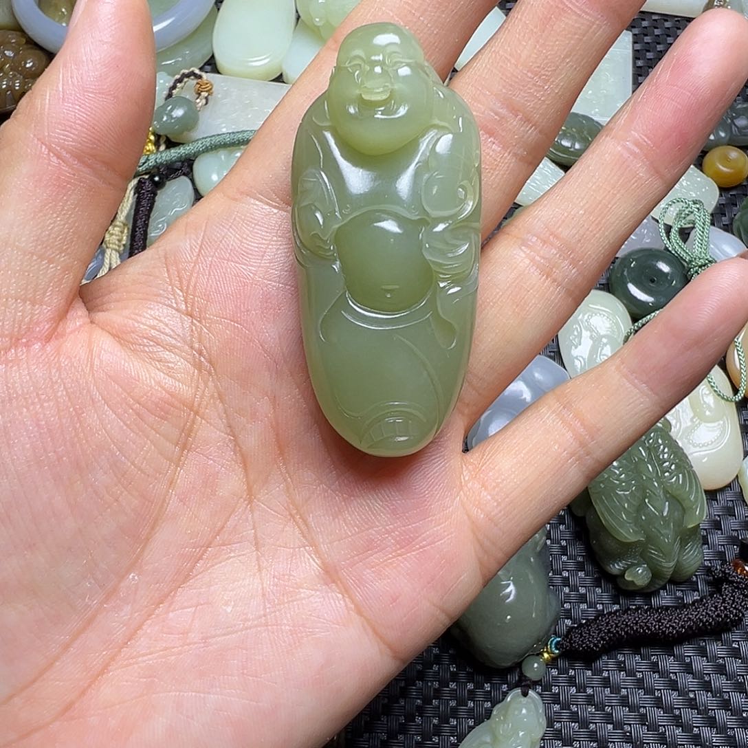和田玉未镶嵌吊坠(不含链)卡58