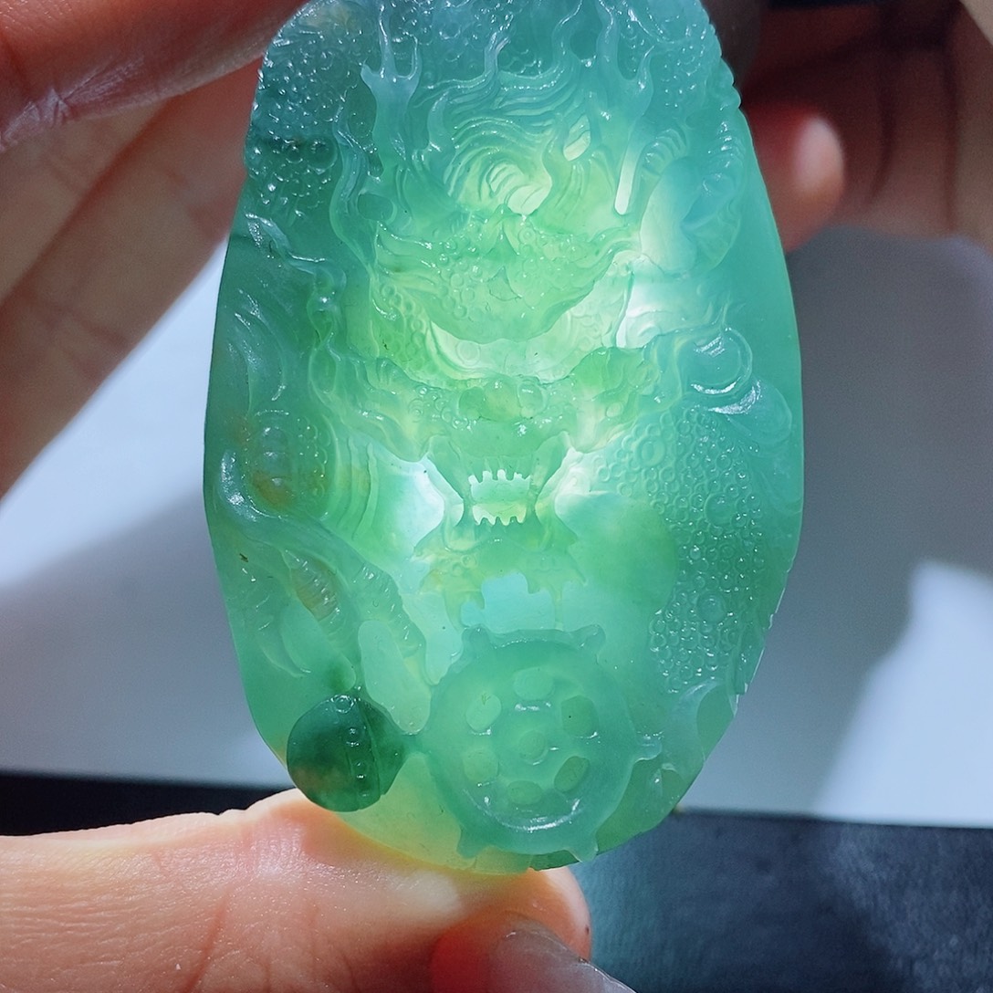 定制翡翠未镶嵌翡翠