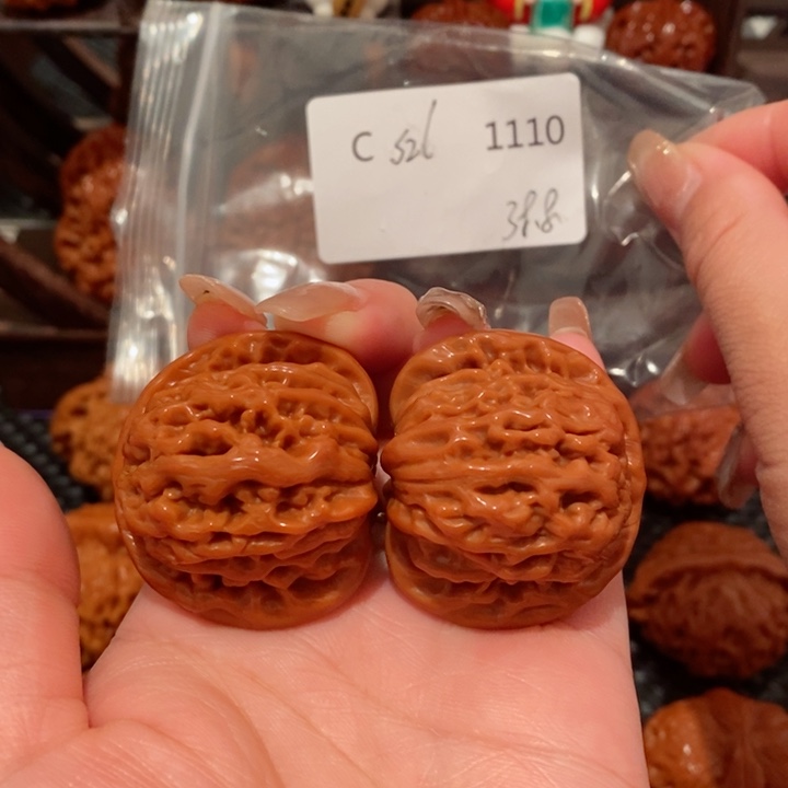 文玩核桃把件东****）精品