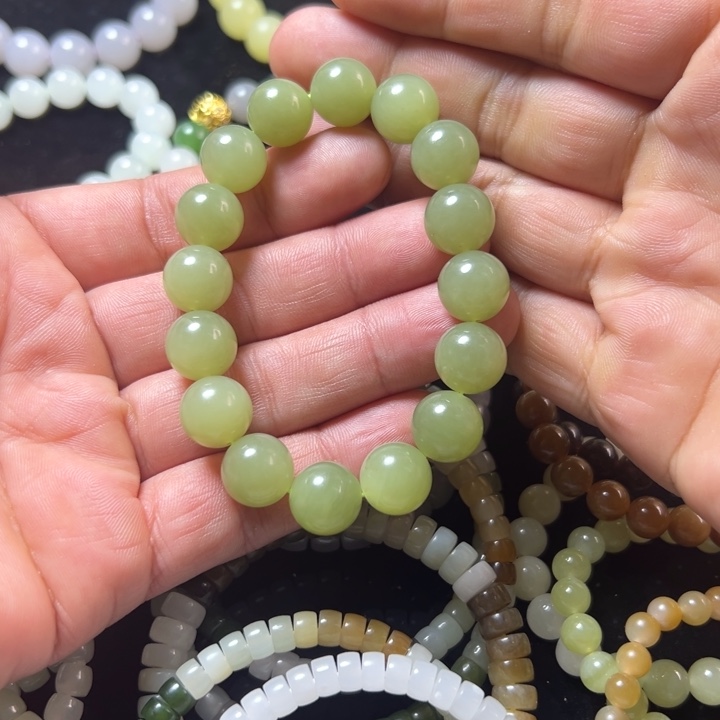 和田玉（糖玉）未镶嵌手链