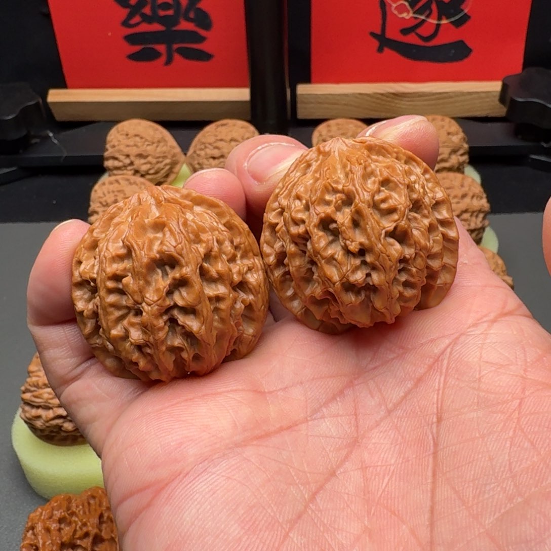 文玩核桃把件苹果园40