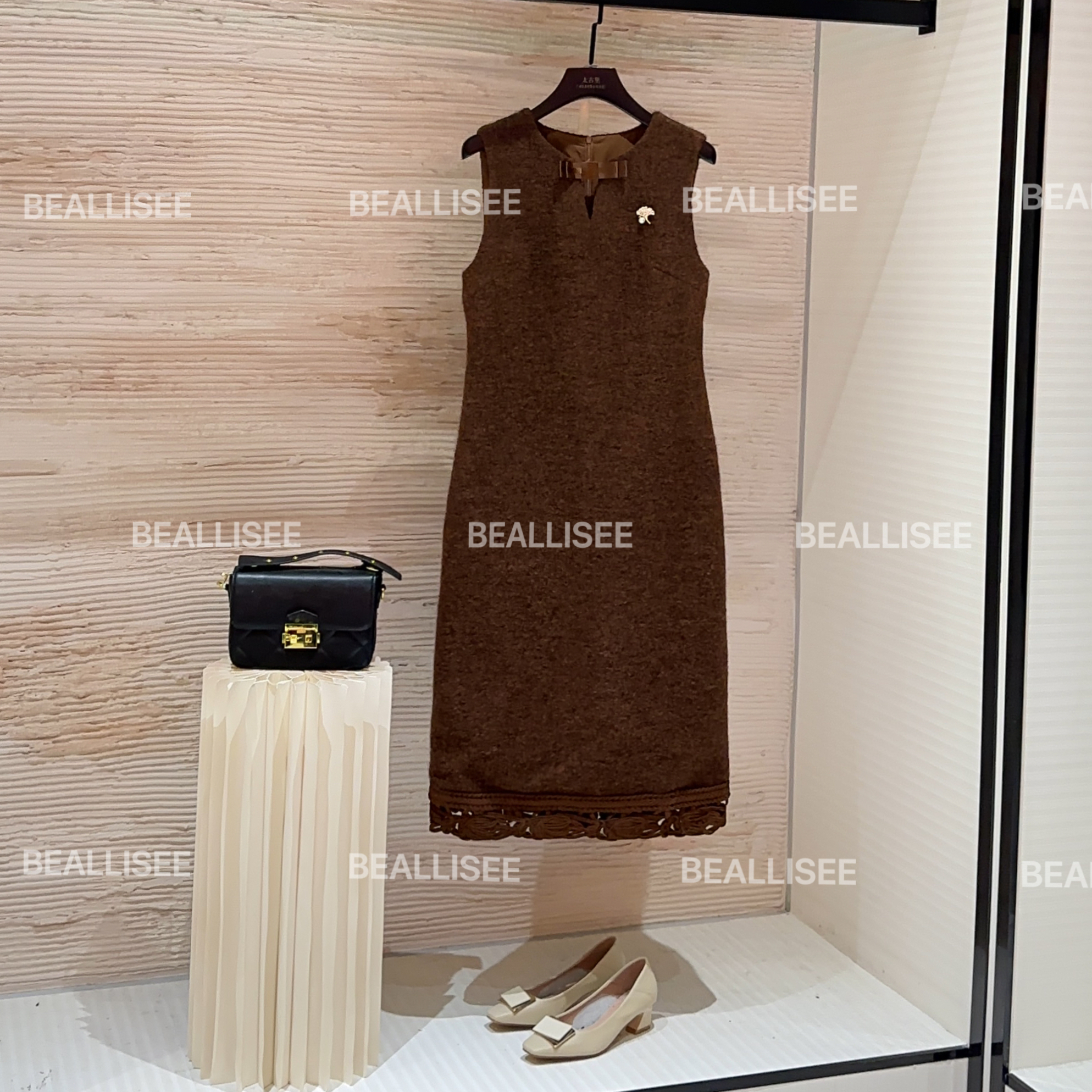 【宠粉价】秋冬新款无袖显瘦国风时尚宽松连衣裙W-A1459