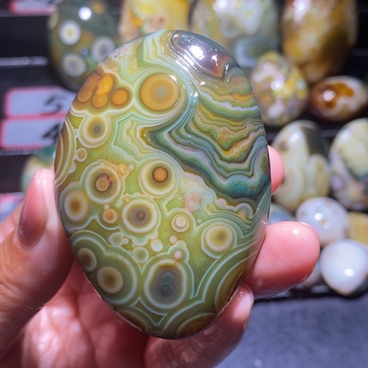 未镶嵌玛瑙/玉髓珠宝奇石