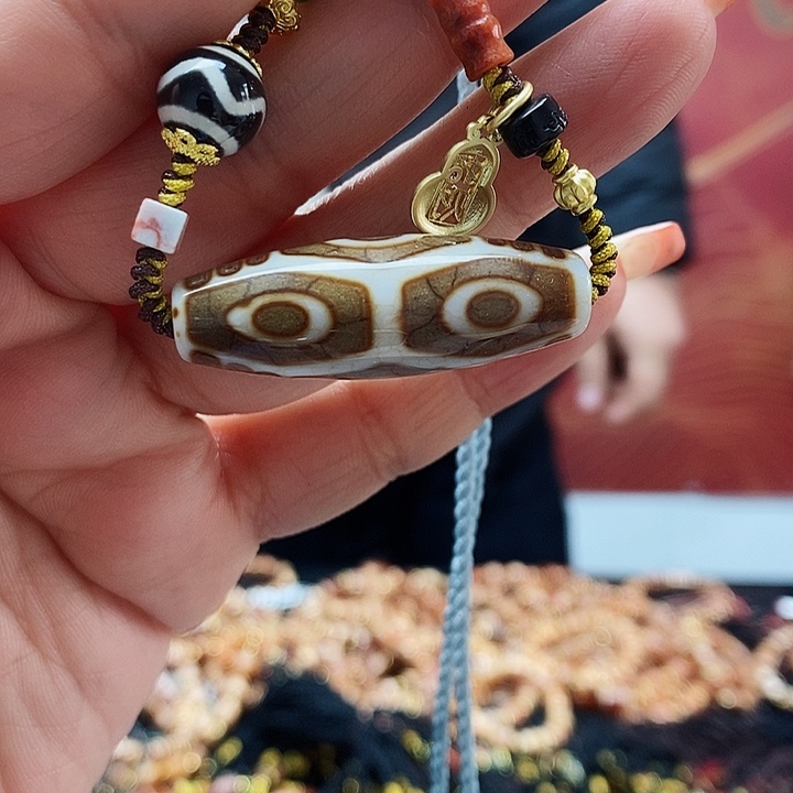 玛瑙/玉髓颈饰合金