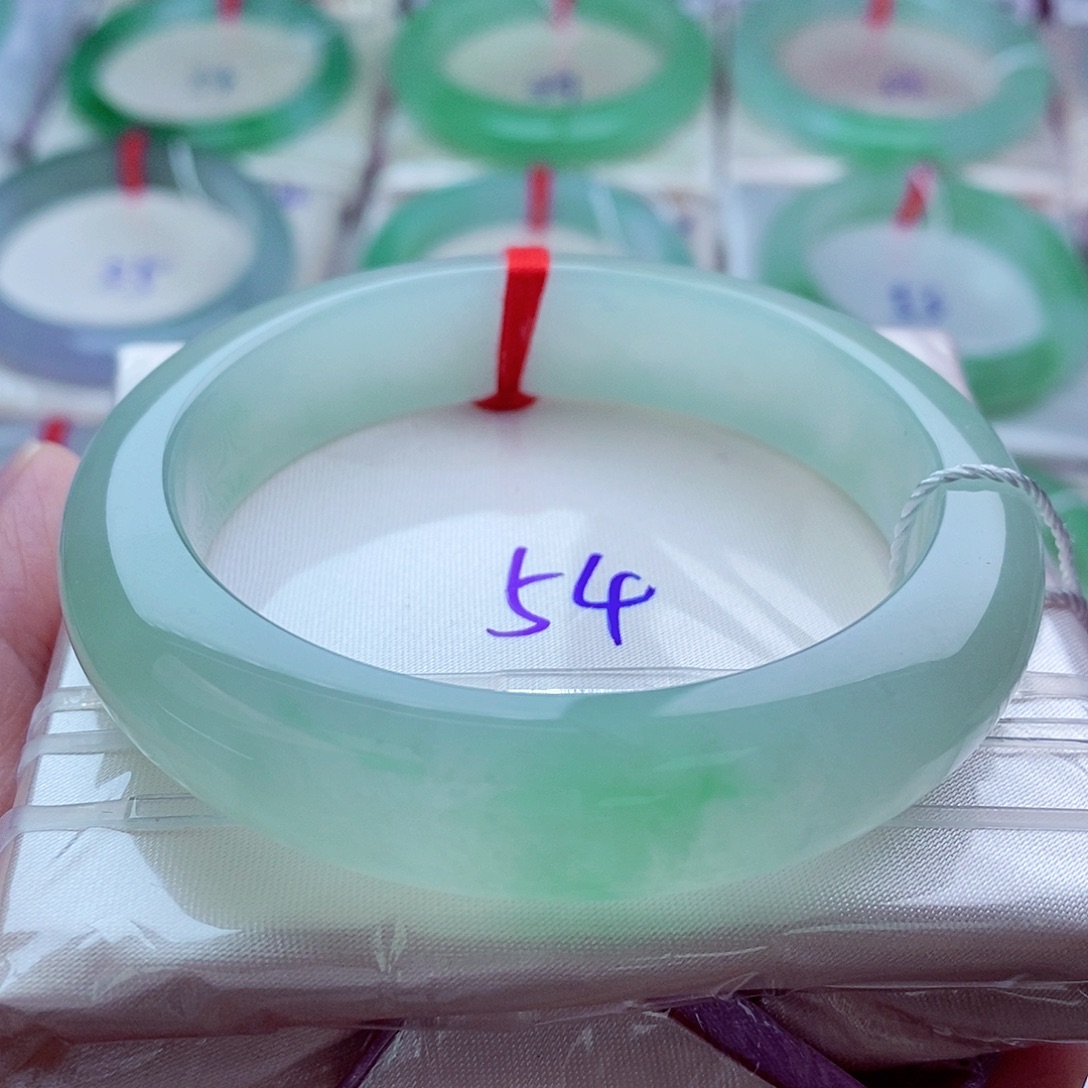 翡翠未镶嵌手镯54圈口0630