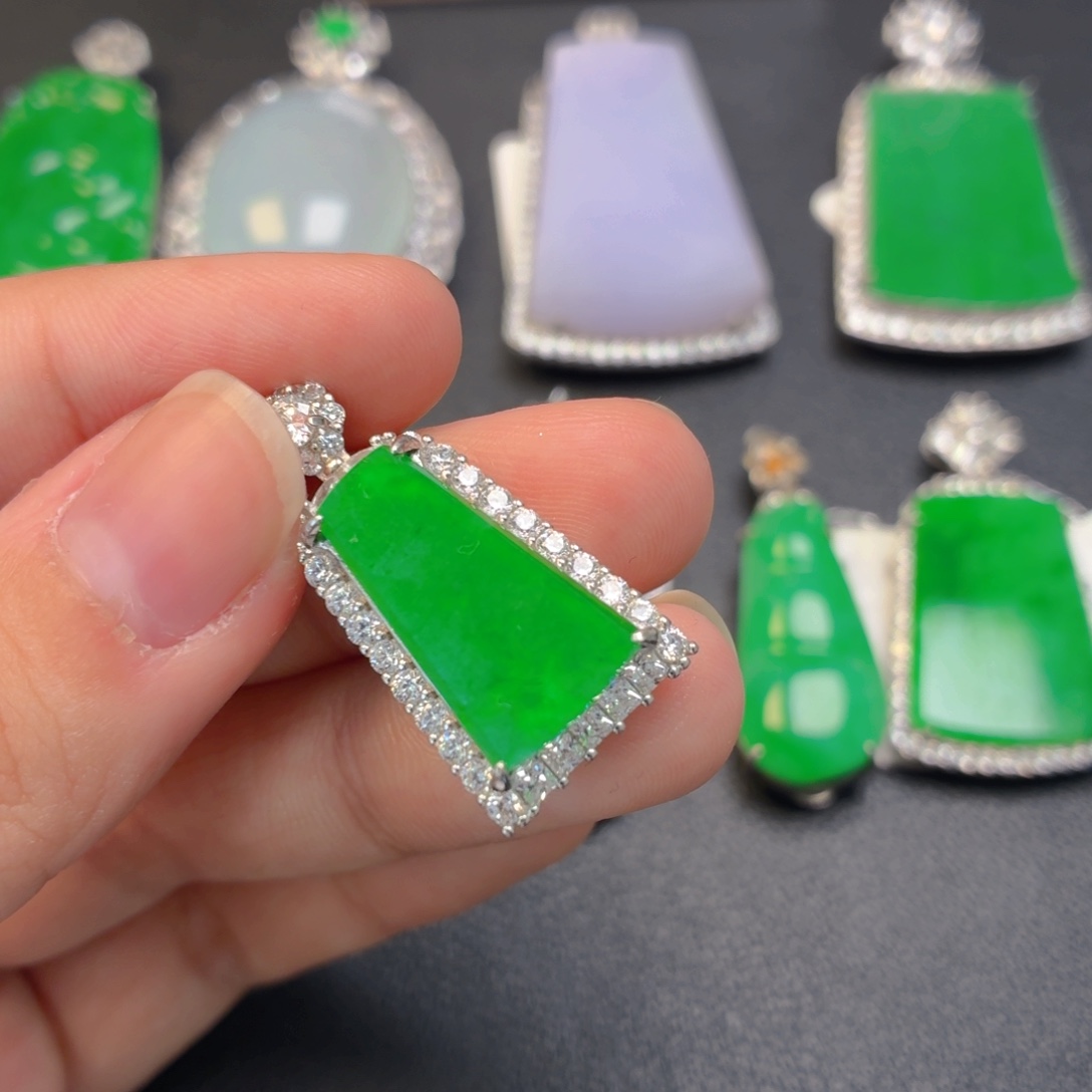 翡翠银S925镶嵌颈饰