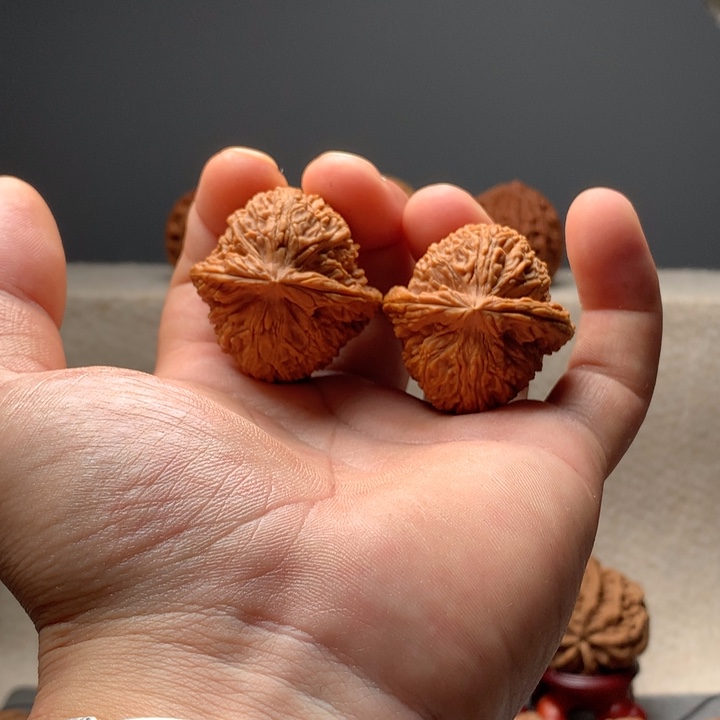 文玩核桃吊坠41克涿鹿南疆石文玩核桃