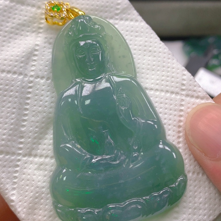 翡翠未镶嵌挂件翡翠