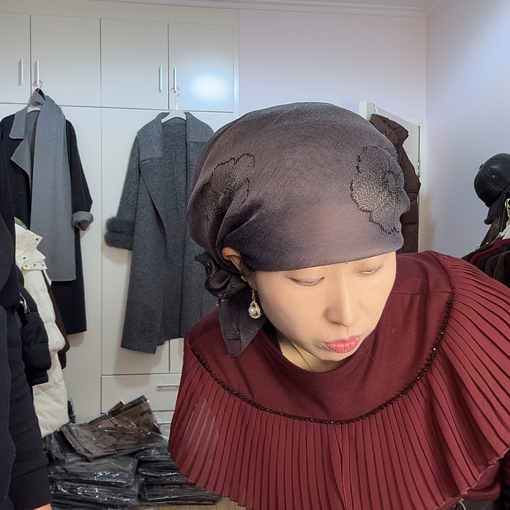涤纶（聚酯纤维）灰色