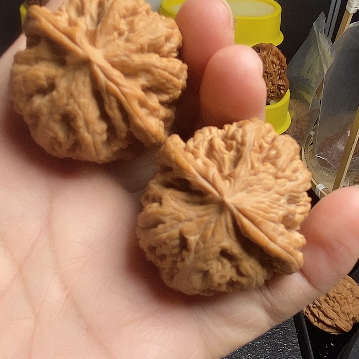 文玩核桃吊坠粗筋42