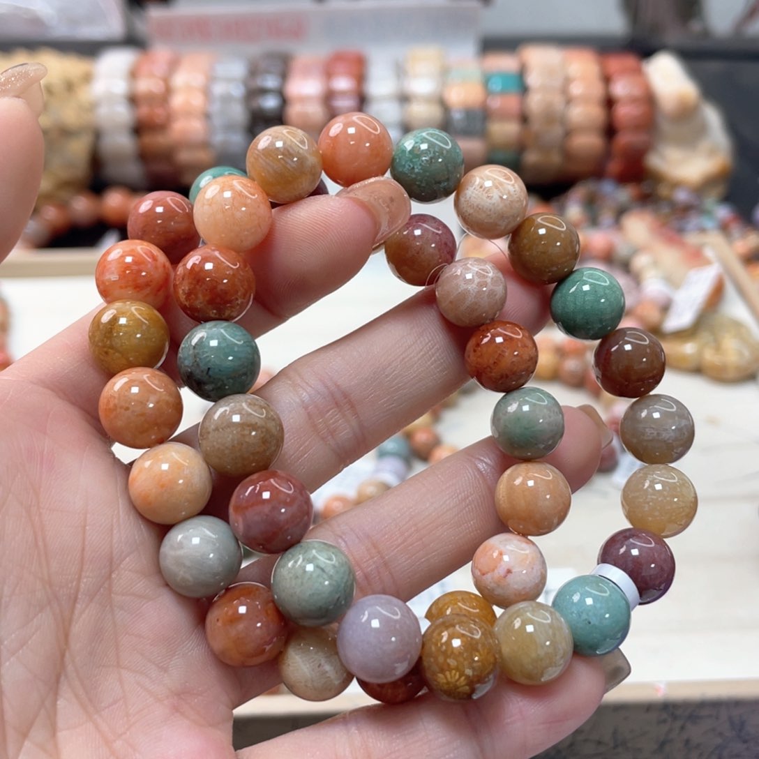 硅化珊瑚（珊瑚玉）未镶嵌手链王*157