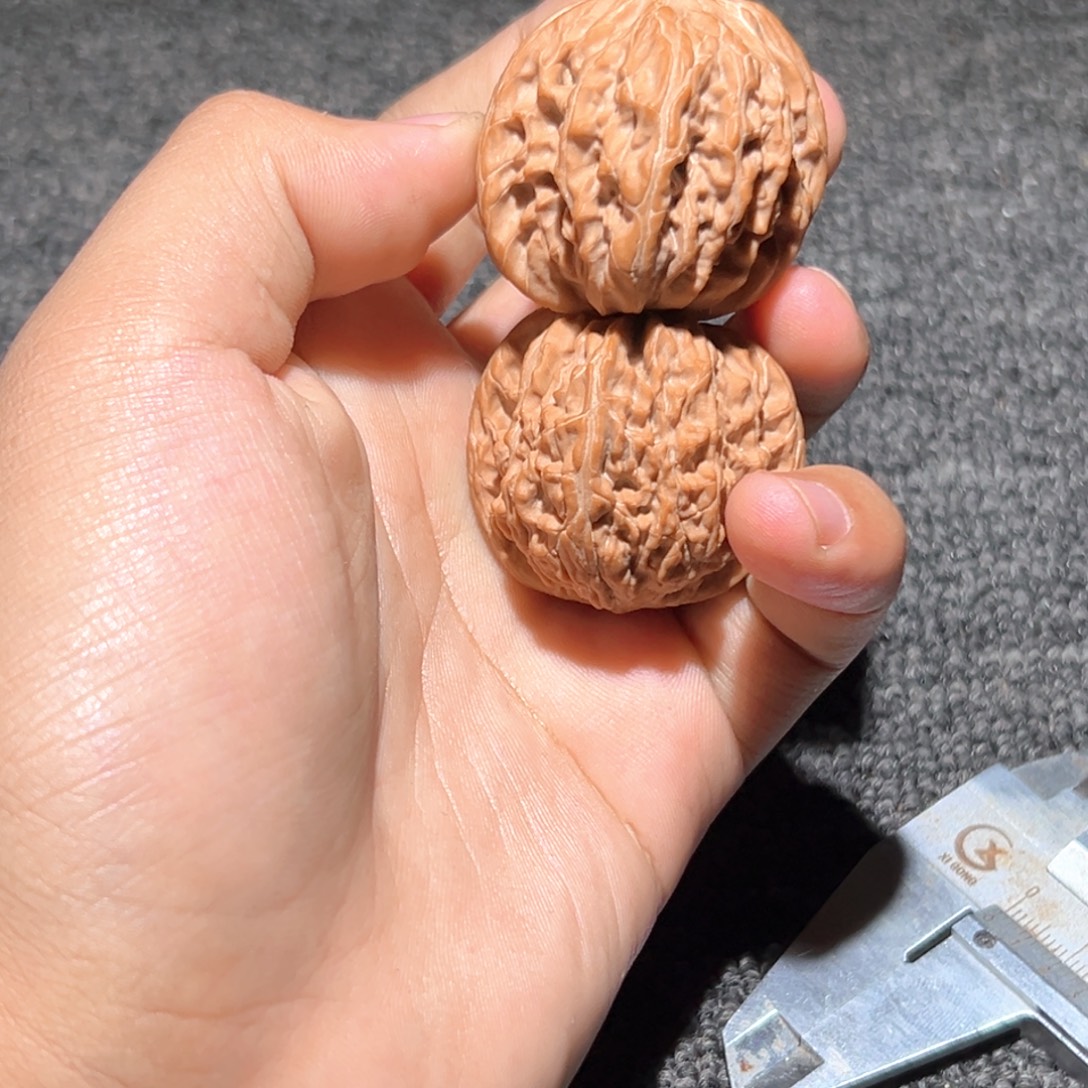 魂***藏文玩核桃吊坠磨盘