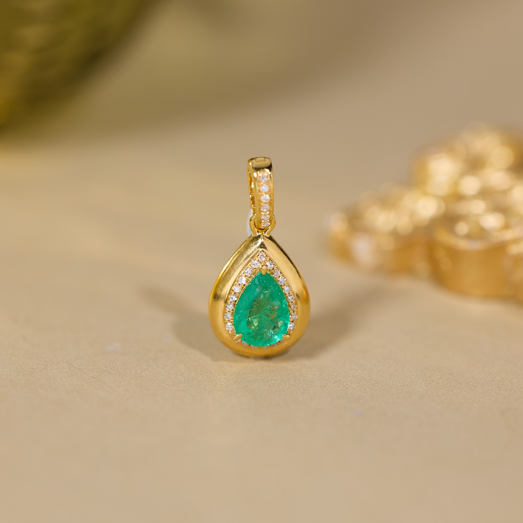 【歪歪】祖母绿吊坠*18K金镶嵌XB-S8813