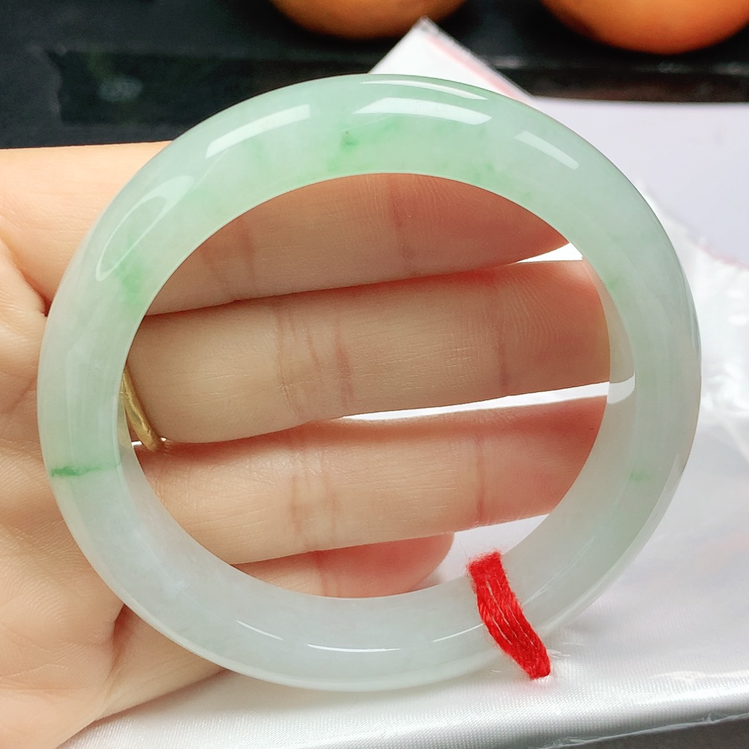 翡翠手镯未镶嵌正5655