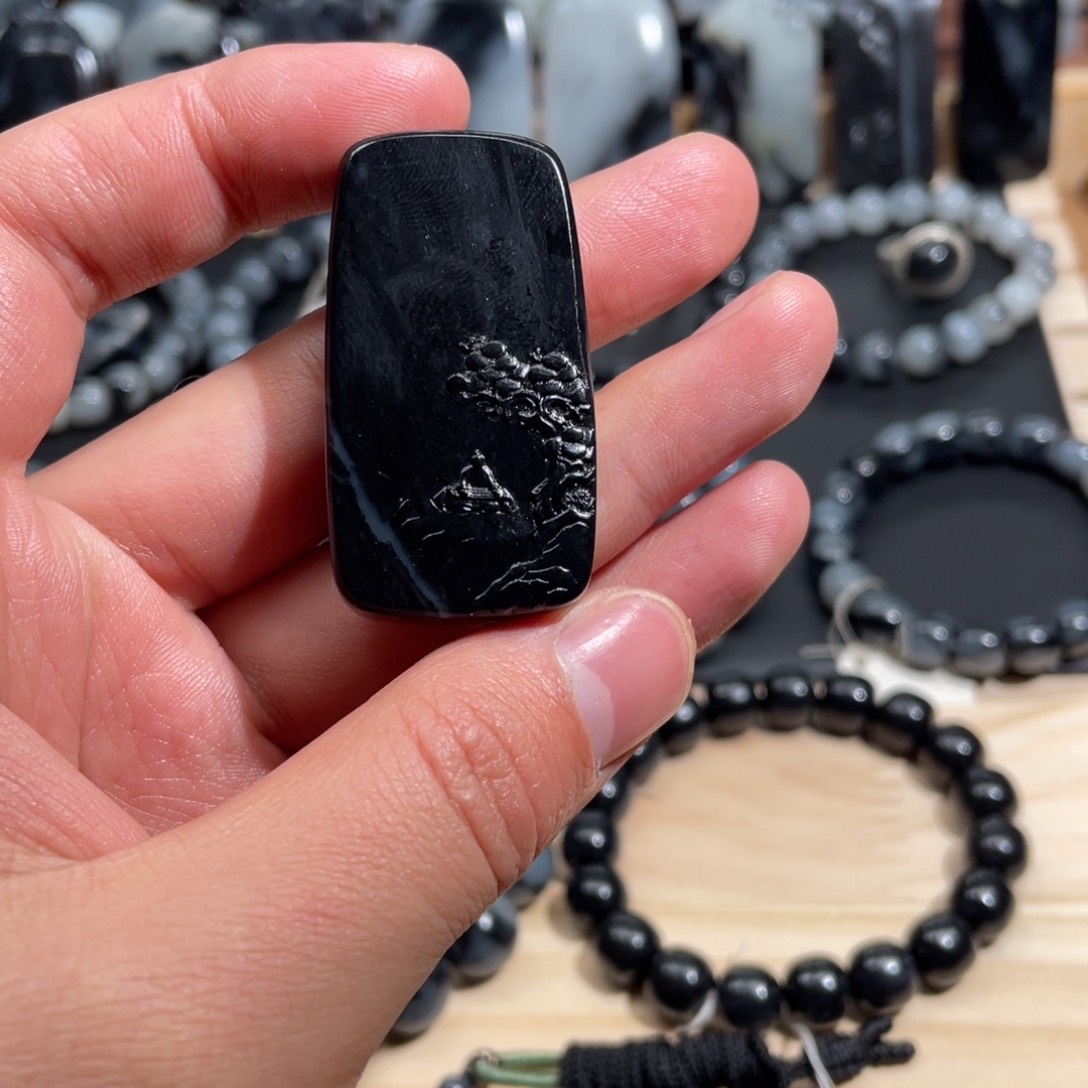 未镶嵌手串和田玉