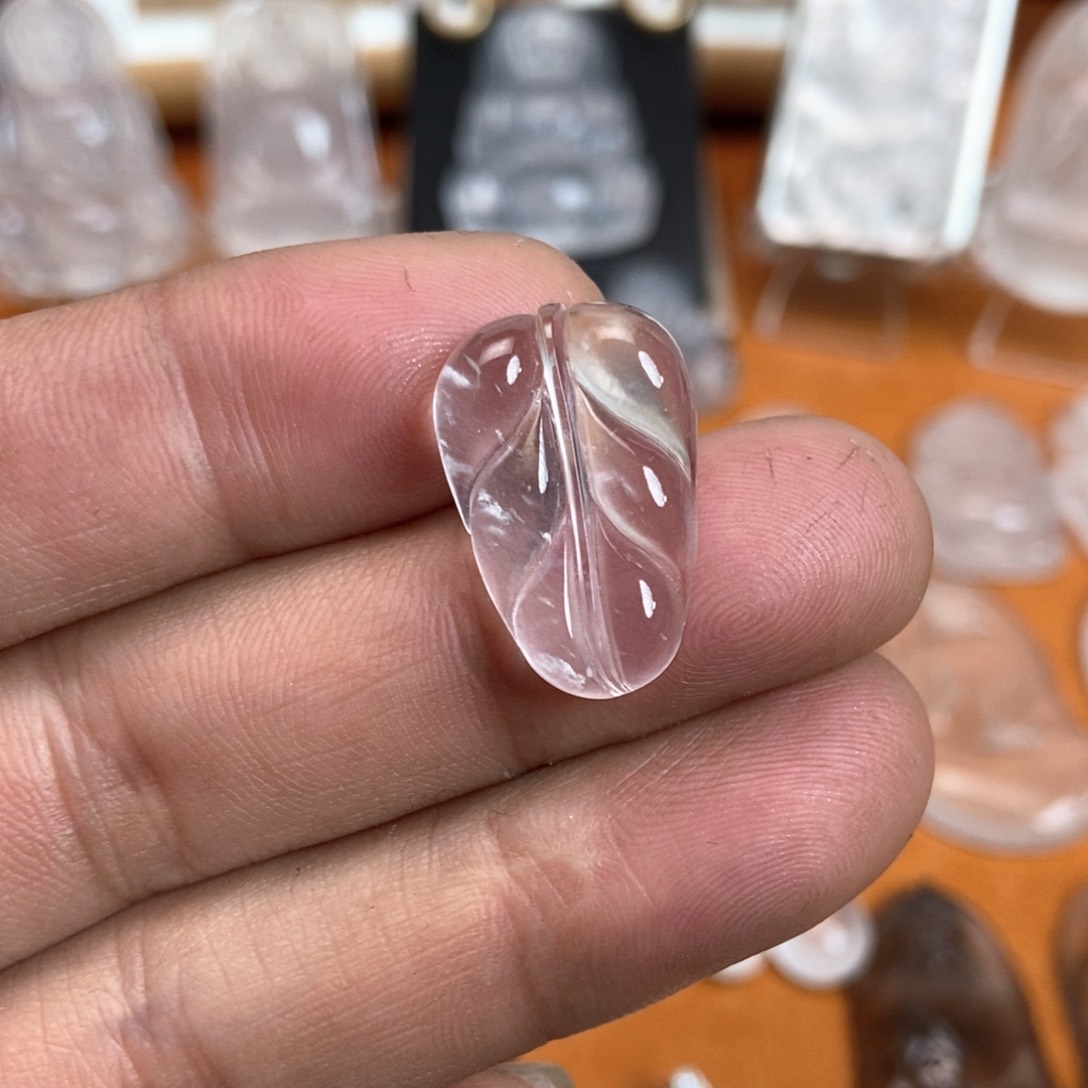 石英质玉未镶嵌吊坠