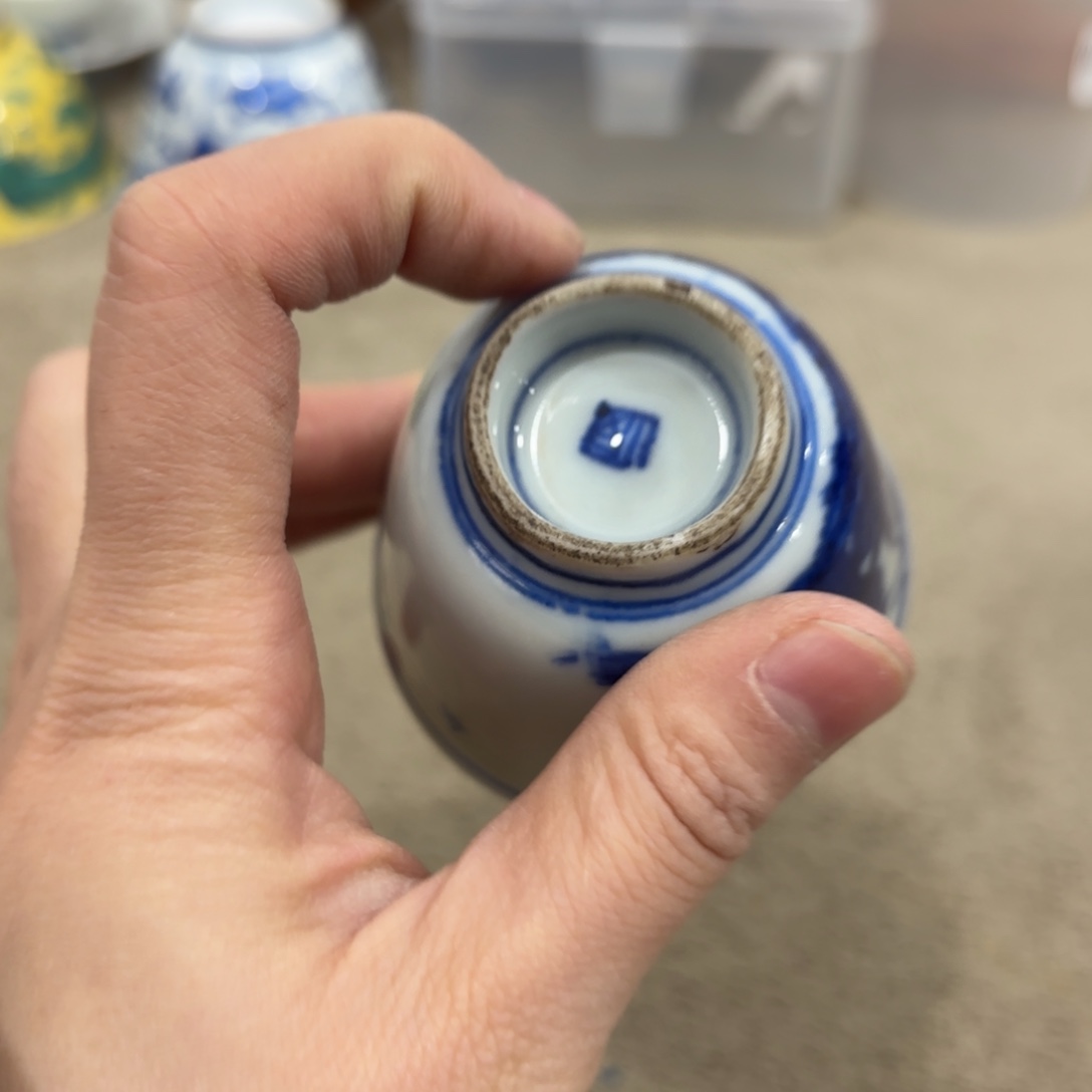 瓷片非常好看漂亮的物品 