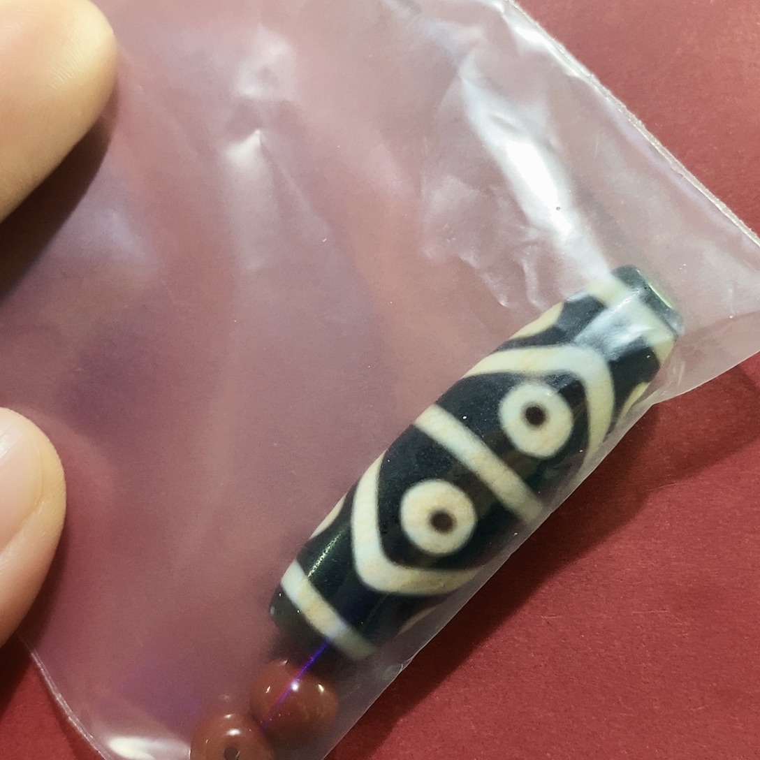 用***8玛瑙/玉髓（覆膜）未镶嵌颈饰行运八眼